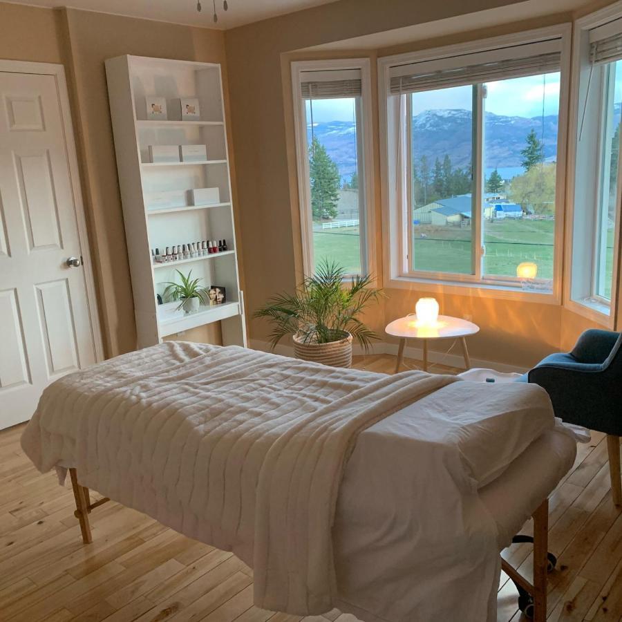 Salish B&B And Spa 웨스트 켈로나 외부 사진
