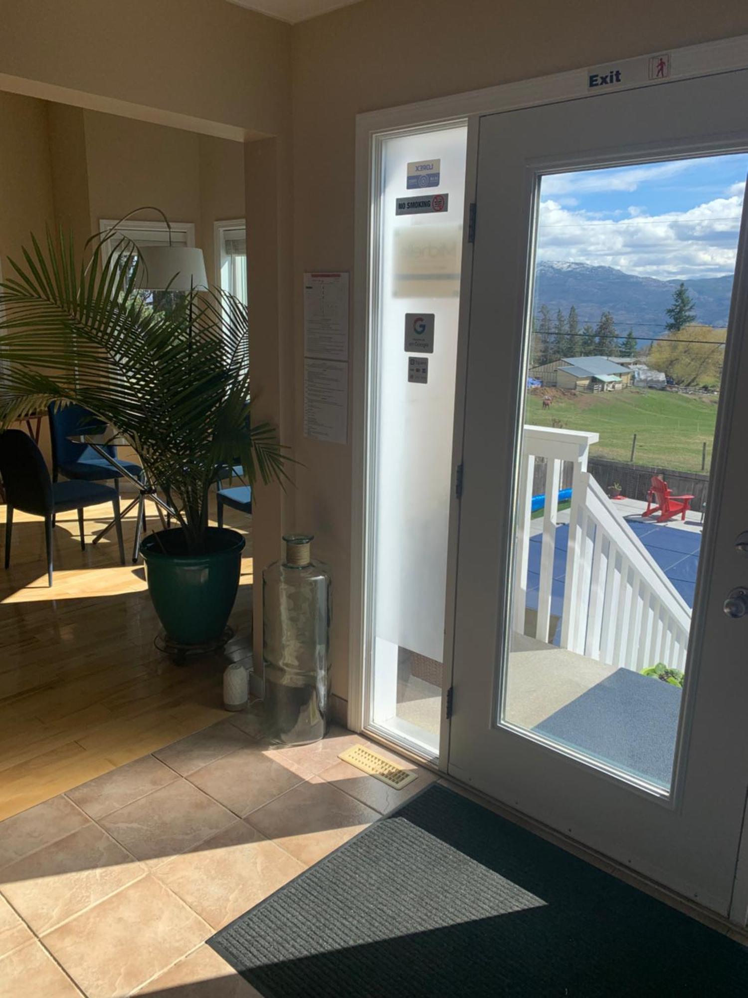 Salish B&B And Spa 웨스트 켈로나 외부 사진